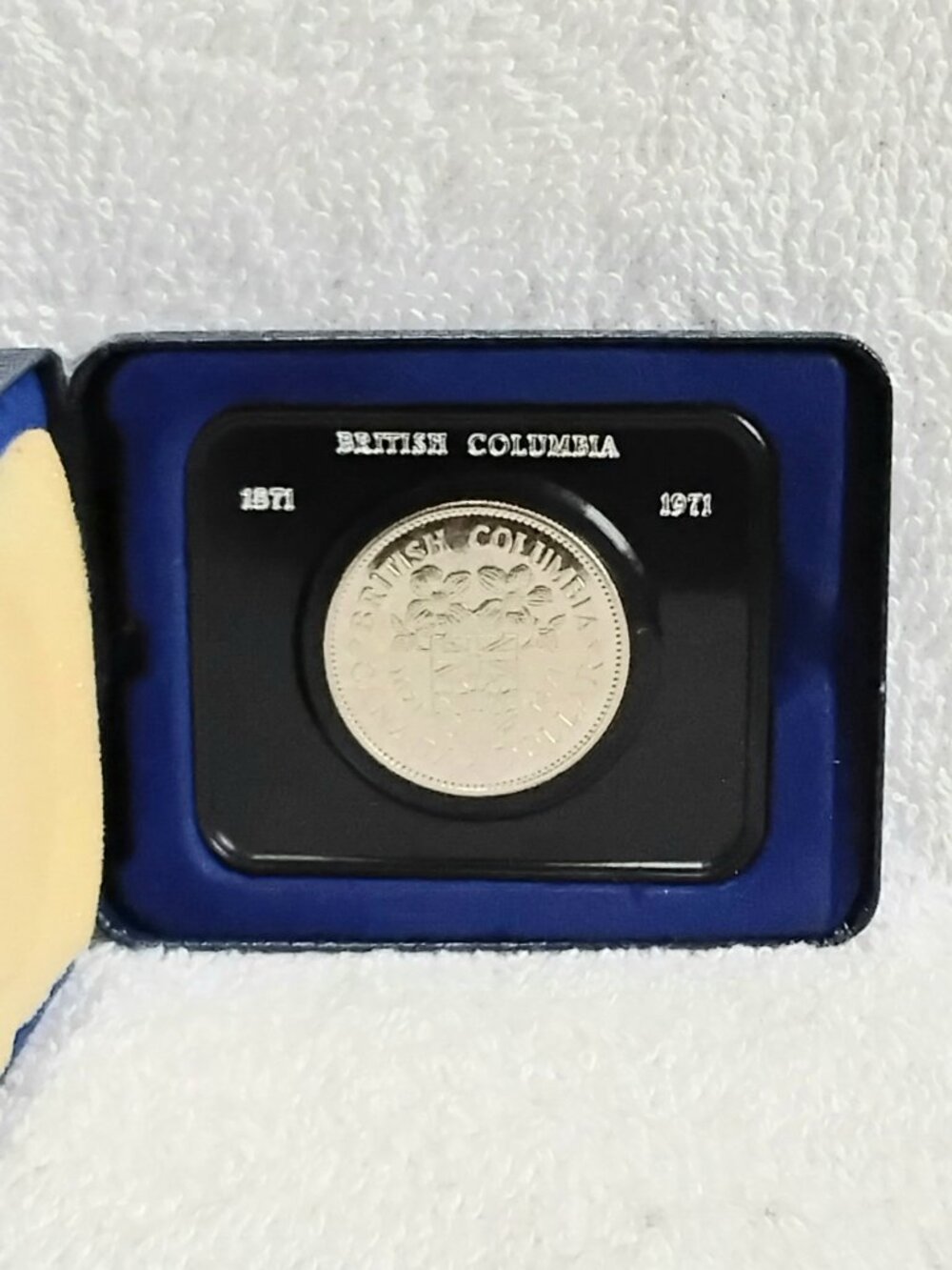 Mint & Uncirculated 1971 British Columbia Centennial Nickel Dollar by the RCM!!